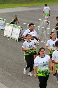 BIB: 9843
                            <button type="button" onclick="openModal(3557145)" class="btn btn-primary btn-sm float-right btn-popup" data-toggle="modal" data-target=".modal-high-quality">
                        <i class="fas fa-shopping-cart"></i> Add to Cart
                    </button>
                                            <button type="button" onclick="isThisMe(3557145, true)" class="btn btn-success btn-sm float-right btn-popup btn-isme hidden" data-toggle="tooltip" data-placement="bottom" title="นี่คือรูปของคุณใช่ไหม คลิกที่นี่เพื่อเอาเข้าอัลบั้ม">
                        <i class="fas fa-plus"></i> Add to album
                    </button>
                    <button type="button" onclick="isThisMe(3557145, false)" class="btn btn-warning btn-sm float-right btn-popup btn-isnotme hidden">
                        <i class="fas fa-ban"></i> Remove from album
                    </button>